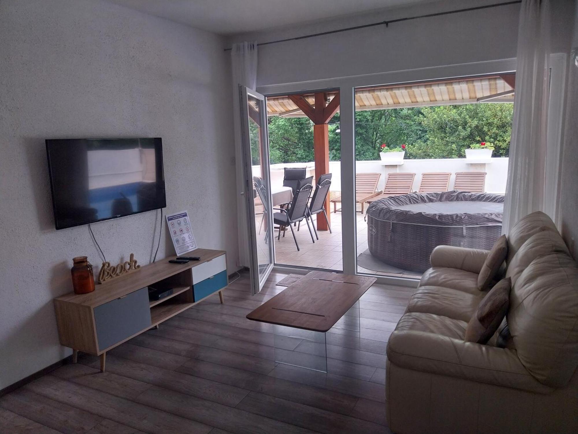 Vila Brig 108 - Private Swimming Pool And Jacuzzi Рийека Екстериор снимка